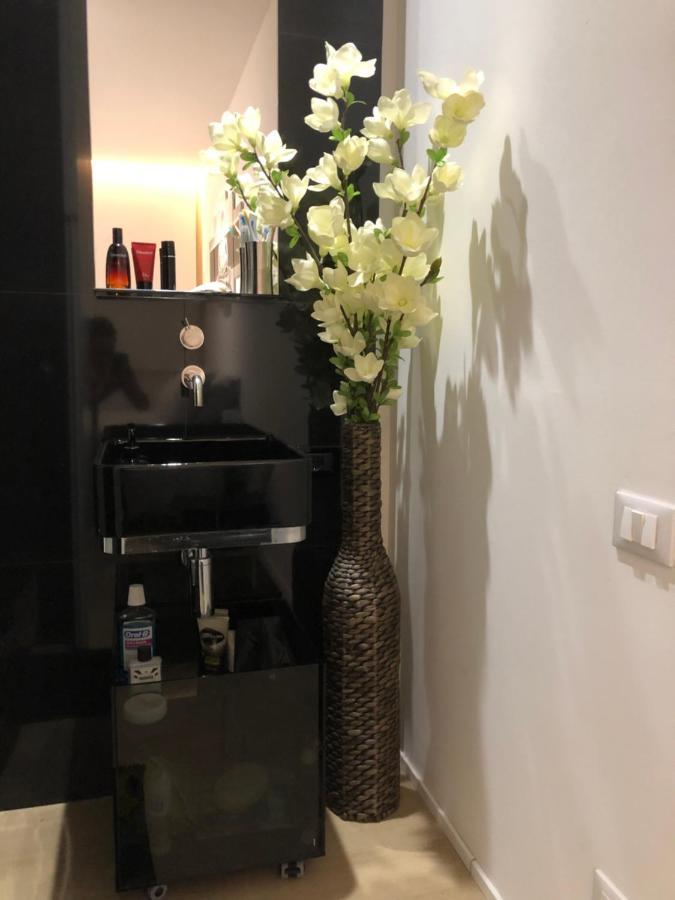 Lux Apartment In Historical Center Of باليرمو المظهر الخارجي الصورة